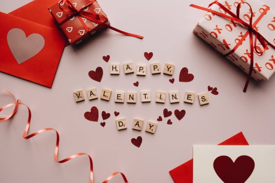 Ucapan Selamat Hari Valentine dari Guru